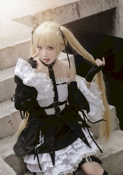 美女搞鸡视频